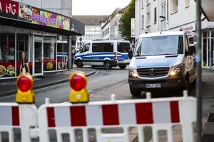 AP : German Police Detain A Suspect In Solingen Knife Attack That Killed Three |